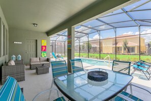 Villa (6091BROADOAK) | Balcony