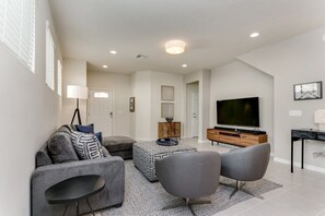 Villa (8877BENGAL  New Amazing Resort Commun) | Living room | Flat-screen TV - 5 BED 5 Bath Resort Villa (Kissimmee)