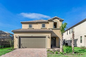 Villa (8877BENGAL  New Amazing Resort Commun) | Exterior - 5 BED 5 Bath Resort Villa (Kissimmee)
