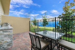 House | Balcony
