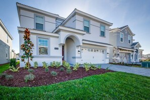 Villa (9036HS) | Exterior