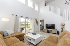 Villa | Living room | Flat-screen TV - 5 Bedroom 3.5 Bathroom Pool Villas (Kissimmee)