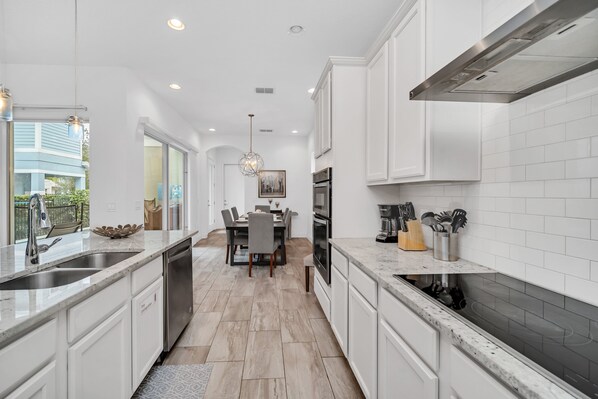 Villa (1472FAIRVIEW) | Exterior