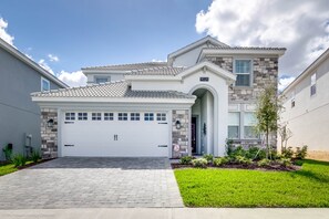 Villa (9026SD00) | Exterior
