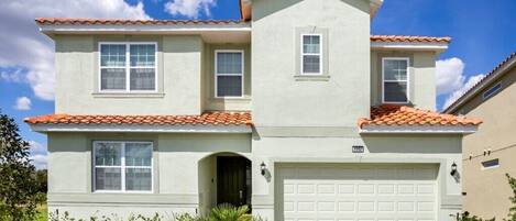 Villa (6052BROA) | Exterior