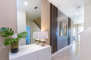 Maison (8941STIN)
