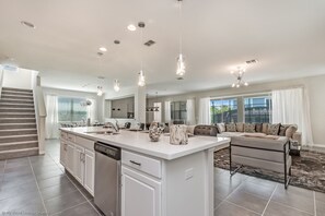 Villa ( Solara Resort 9 Bedroom  6 Bathroom ) | Private kitchen