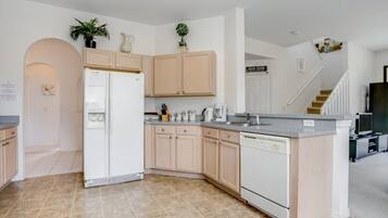 Villa | Private kitchen | Fridge, microwave, oven, dishwasher