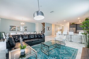 Villa (8831INTER) | Living room
