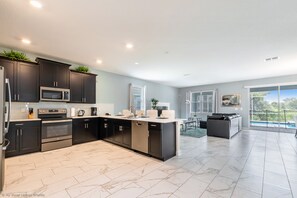 Villa (8831INTER) | Private kitchen