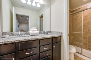 House (Fantastic Windsor At Westside Resort ) | Bathroom | Combined shower/tub, towels - 4bed 3Ba Home With Pool at Windsor (Kissimmee)