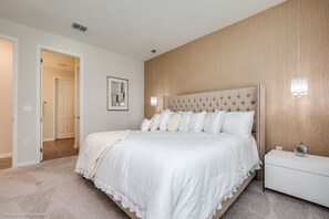 Villa ( Solara Resort 9 Bedroom 6 Bathroom )