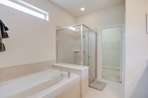 Villa (8816COR  New Amazing Resort Community) | Bathroom