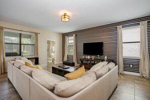 Villa (1432ROLLING) | Living room