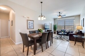 Dining - 2307butterway (Kissimmee)