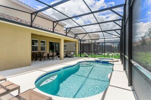 Villa (7041OAKWOOD) | 5 soverom og wi-fi (inkludert)