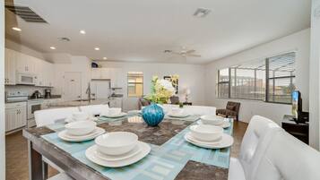 Villa (2586ROSE) | Private kitchen | Fridge, microwave, cookware/dishes/utensils