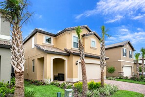 Villa | Exterior