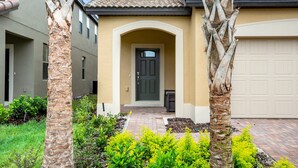 Villa | Exterior