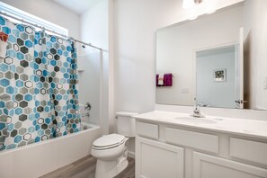 Villa (The Ultimate 10 Bedroom 8 Bathroom) | Bathroom