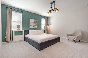 8 عدّة غرف نوم ومكواة/لوح كي وواي فاي مجانًا وملاءات أسرّة