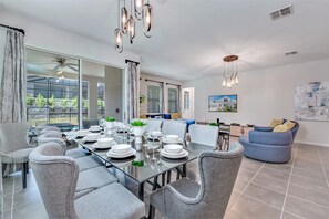 Villa (1810SAWYER) | Dining