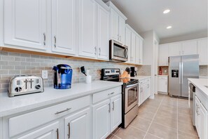 Villa (1810SAWYER) | Private kitchen
