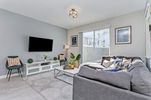 House (860PBEACH) | Living room - 4bed 3Ba Champions Gate Pool Home (Kissimmee)