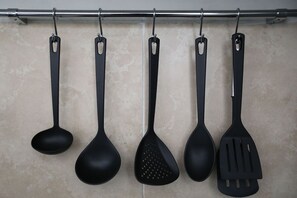 Leilighet | Eget kjøkken | Kjøleskap, mikrobølgeovn, kokeplater og kaffetrakter/tekoker