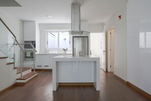 Interior - Lujoso y moderno duplex con terraza en Miraflores (Lima)