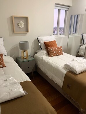 Wifi gratis y ropa de cama 