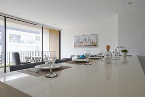 Apartment | In-room dining - Moderno & hermoso departamento, Miraflores (Lima)