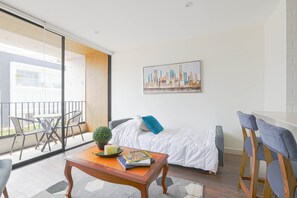 アパートメント | リビングルーム | 薄型テレビ