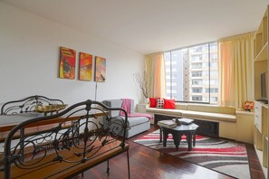 公寓 | 起居区 | 平板电视