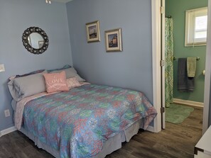 2 bedrooms, WiFi, bed sheets