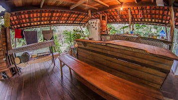 Bar (en la propiedad)