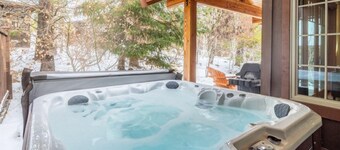 Suncadia 2 Bed Village Chalet Hot Tub + Game Room