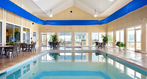 Indoor pool, outdoor pool - 2 bedroom apartment in Harbor Lights Resort (Myrtle Beach)