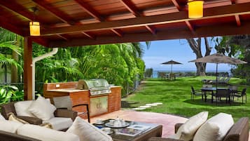 Villa, 3 Bedrooms | BBQ/picnic Area