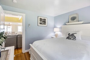 4 habitaciones, escritorio, tabla de planchar con plancha y wifi gratis 