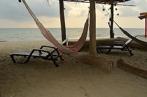 Beach nearby, white sand, 2 beach bars