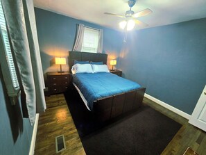 2 chambres, fer et planche à repasser, Wi-Fi gratuit, draps fournis