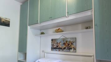 2 chambres, draps fournis