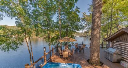 White Oak Point - Justo en Lake Lure, Log Cabin, Kayaks, Hot Tub, Internet de alta velocidad y más