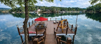 Cabin at White Oak Point | Private Waterfront Cabin on Lake Lure with Hot Tub