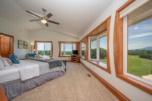 5 Schlafzimmer, Bügeleisen/Bügelbrett, WLAN, Bettwäsche