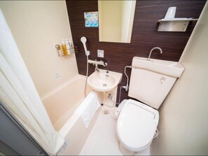 Combined shower/tub, free toiletries, hair dryer, bathrobes - Super Hotel Inn Hakata (Fukuoka)