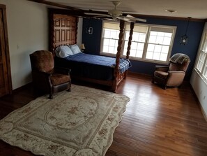 4 bedrooms, WiFi, bed sheets