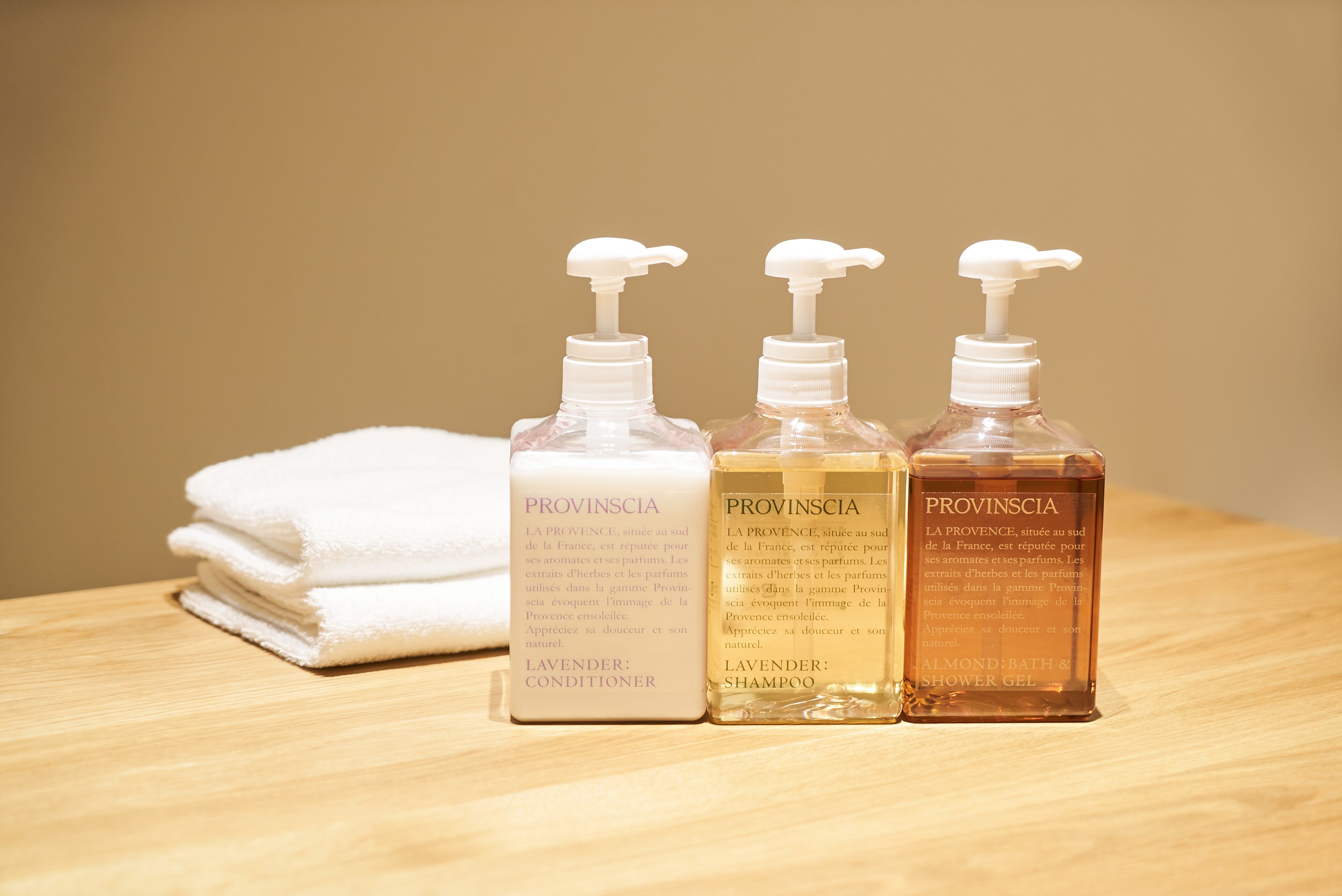 separate bathtub and shower, free toiletries, hair dryer, slippers