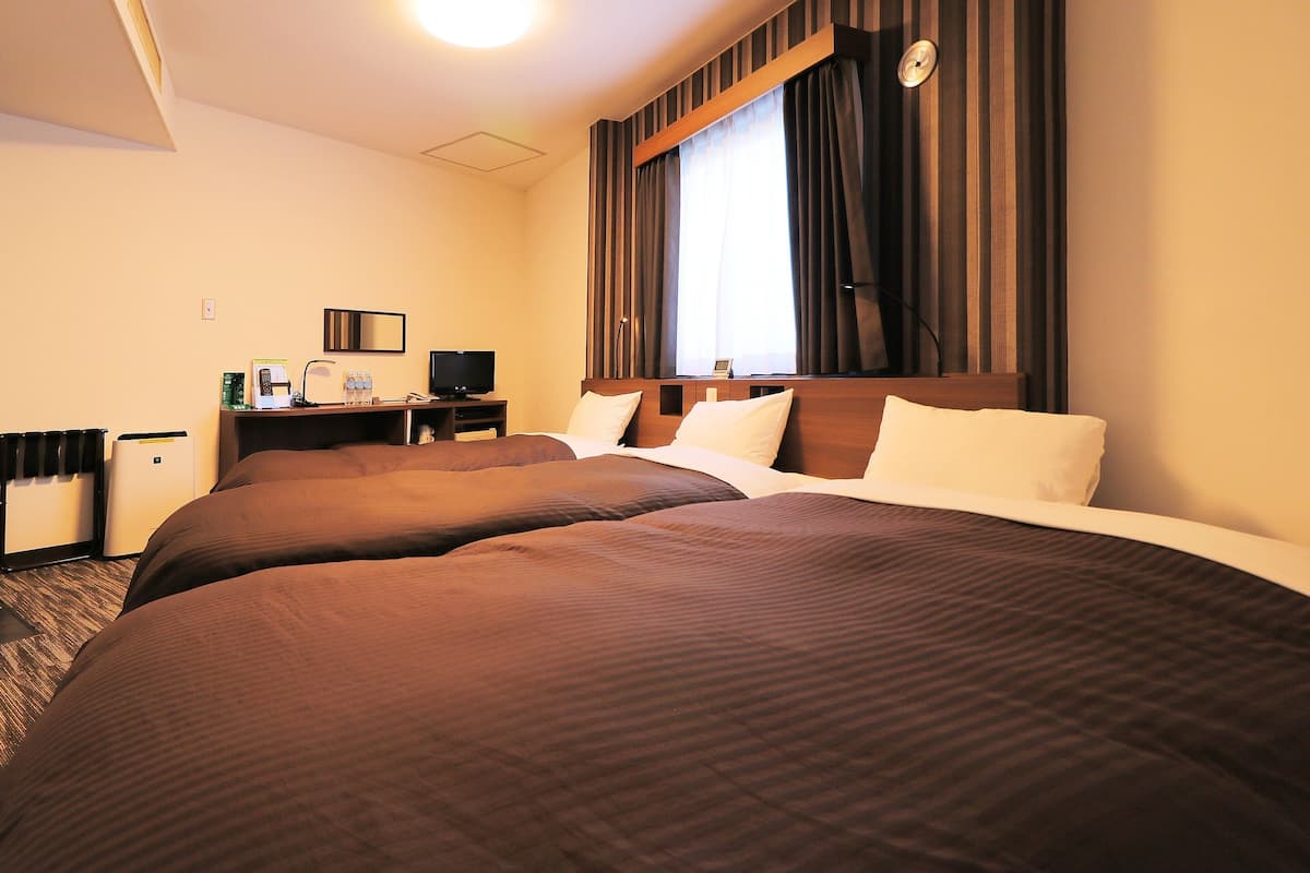 Dreibettzimmer, Nichtraucher